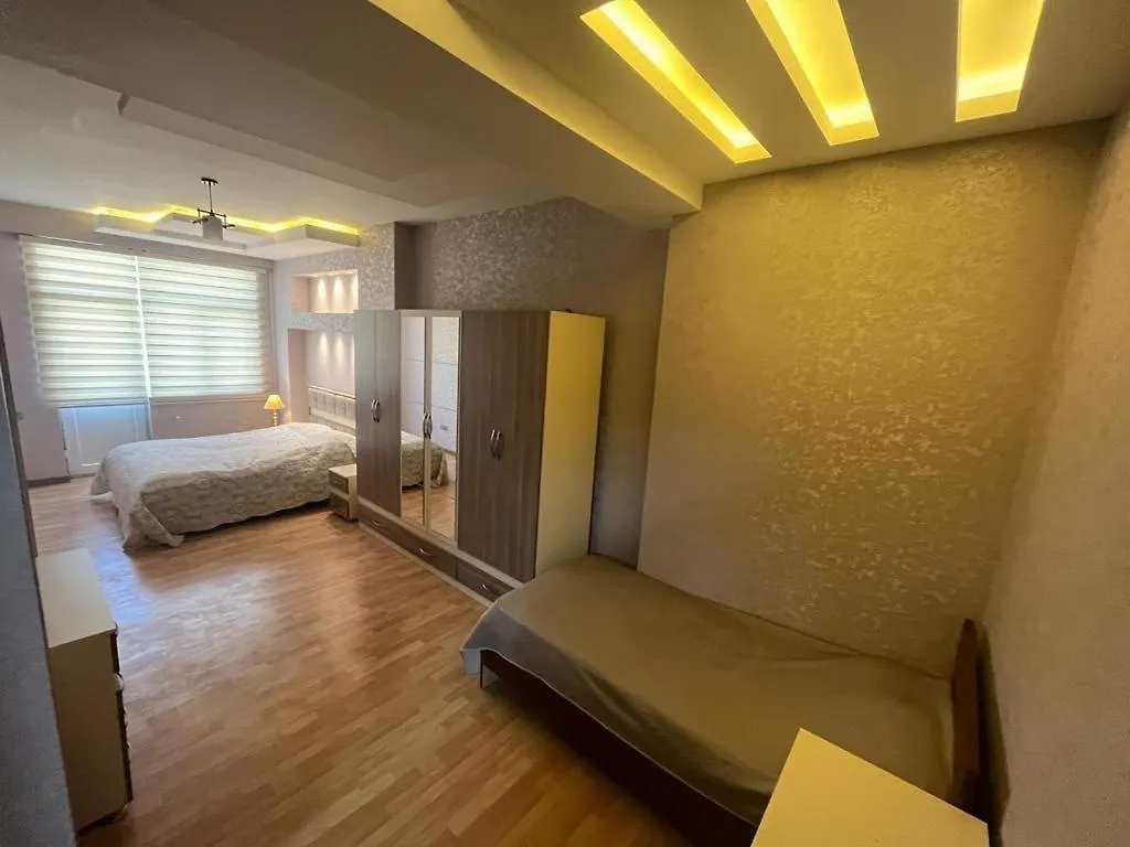 Cozy Apartment In The City Center Baku 0*,  Azerbeijão